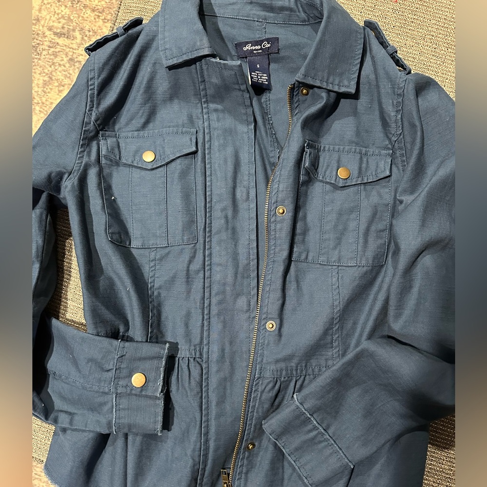 Anna Cai jackat size small